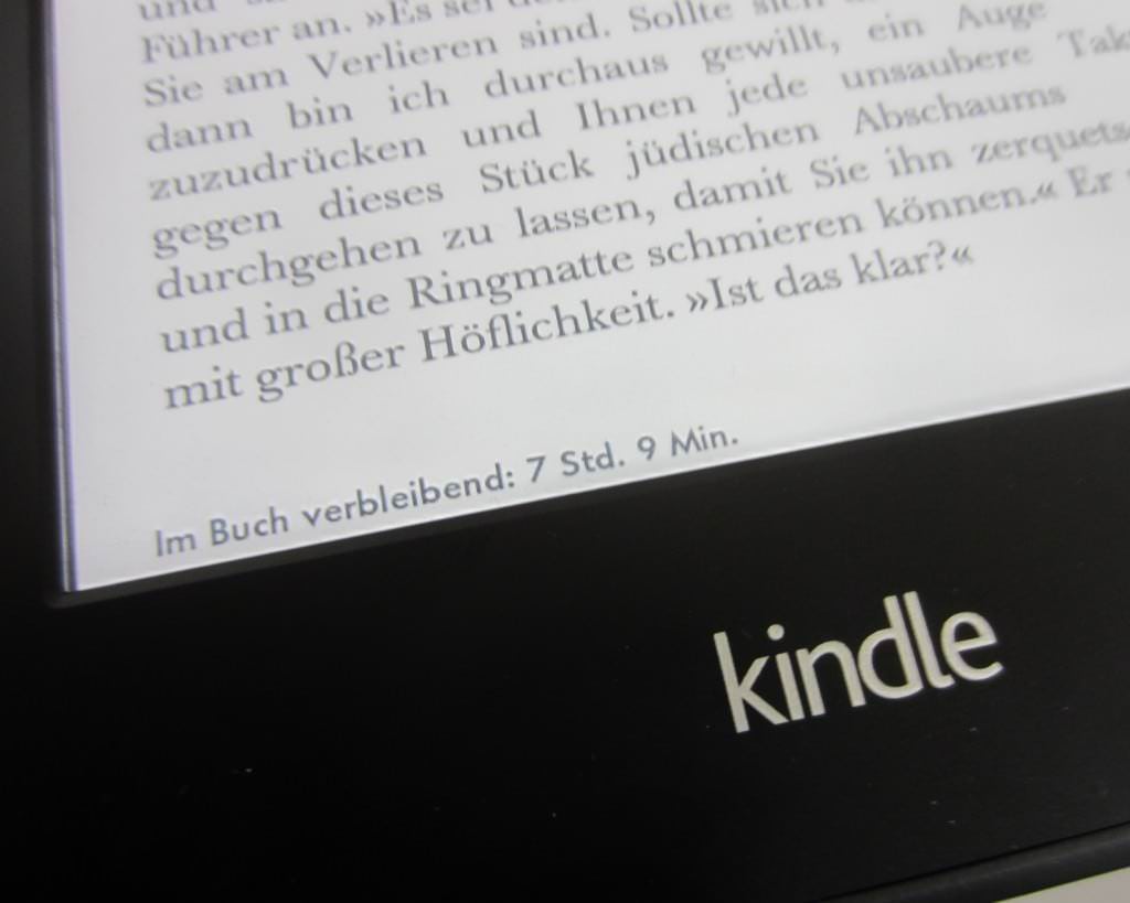 im Buch verbleibend